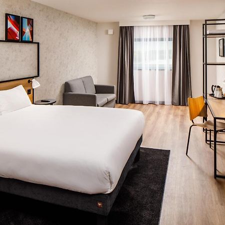 Ibis London Heathrow Terminal 5 Hotel Hillingdon Ngoại thất bức ảnh