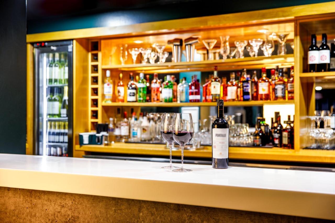 Ibis London Heathrow Terminal 5 Hotel Hillingdon Ngoại thất bức ảnh