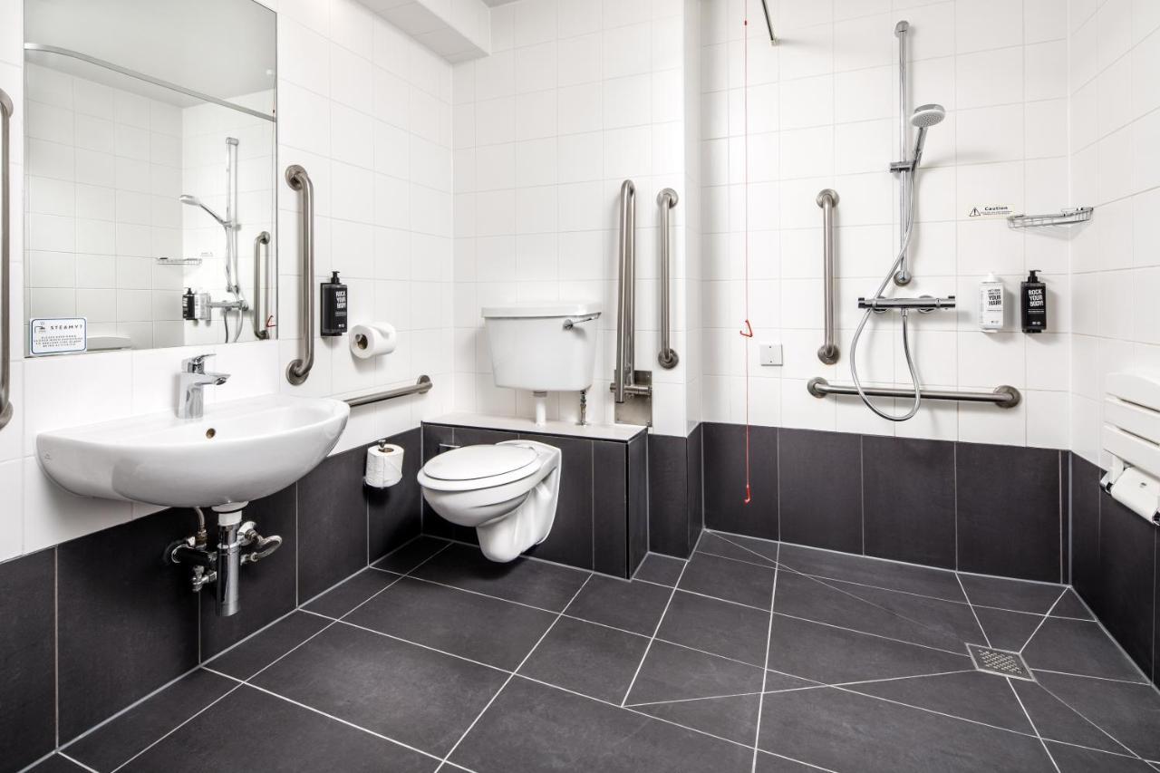 Ibis London Heathrow Terminal 5 Hotel Hillingdon Ngoại thất bức ảnh